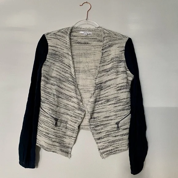 Drew Blazer - Picture 1 of 6